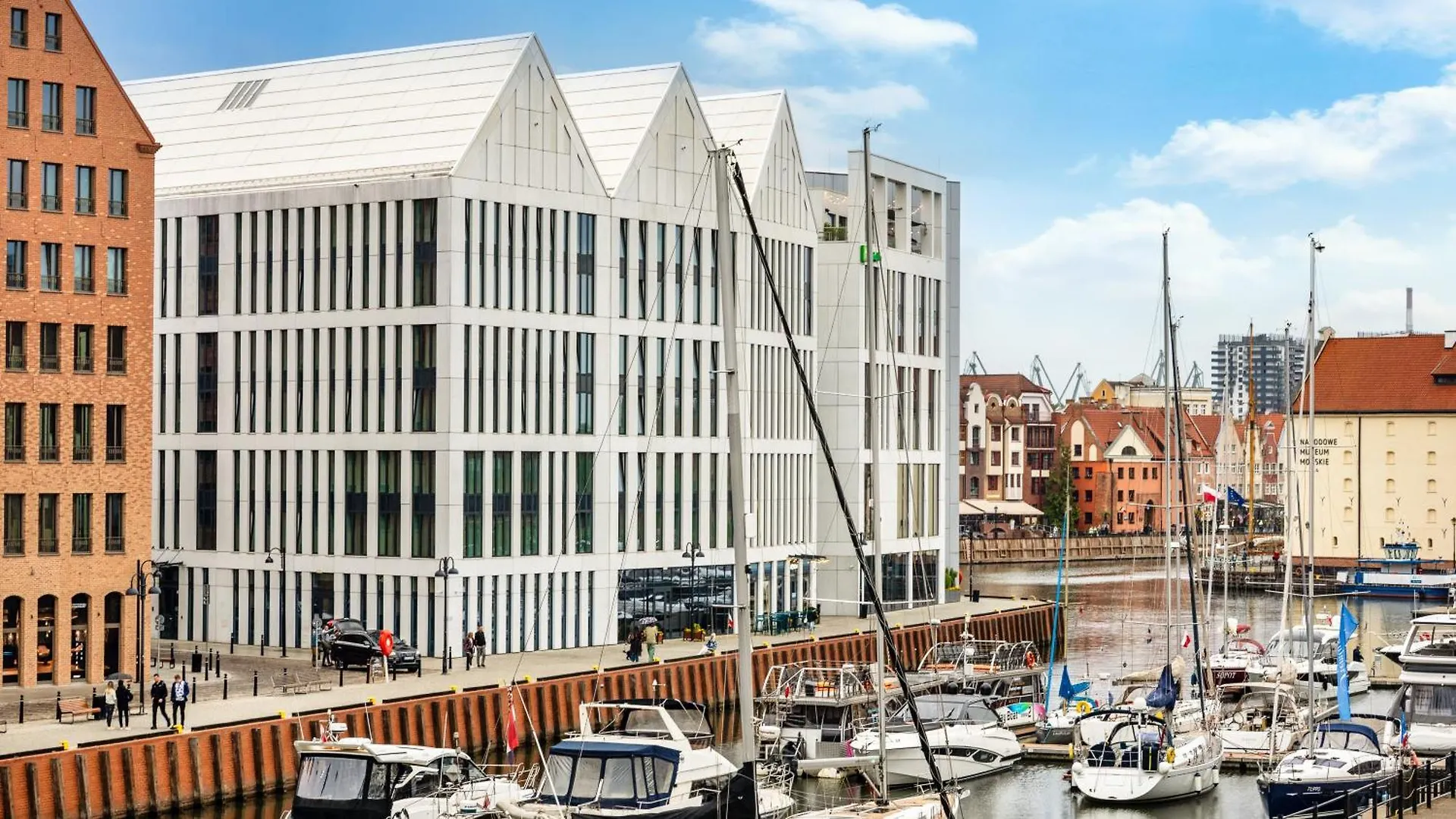 Waterlane Krolowa Kier I 2 Sypialnie I 3 Lazienki I Basen - Comfy Apartments Gdańsk