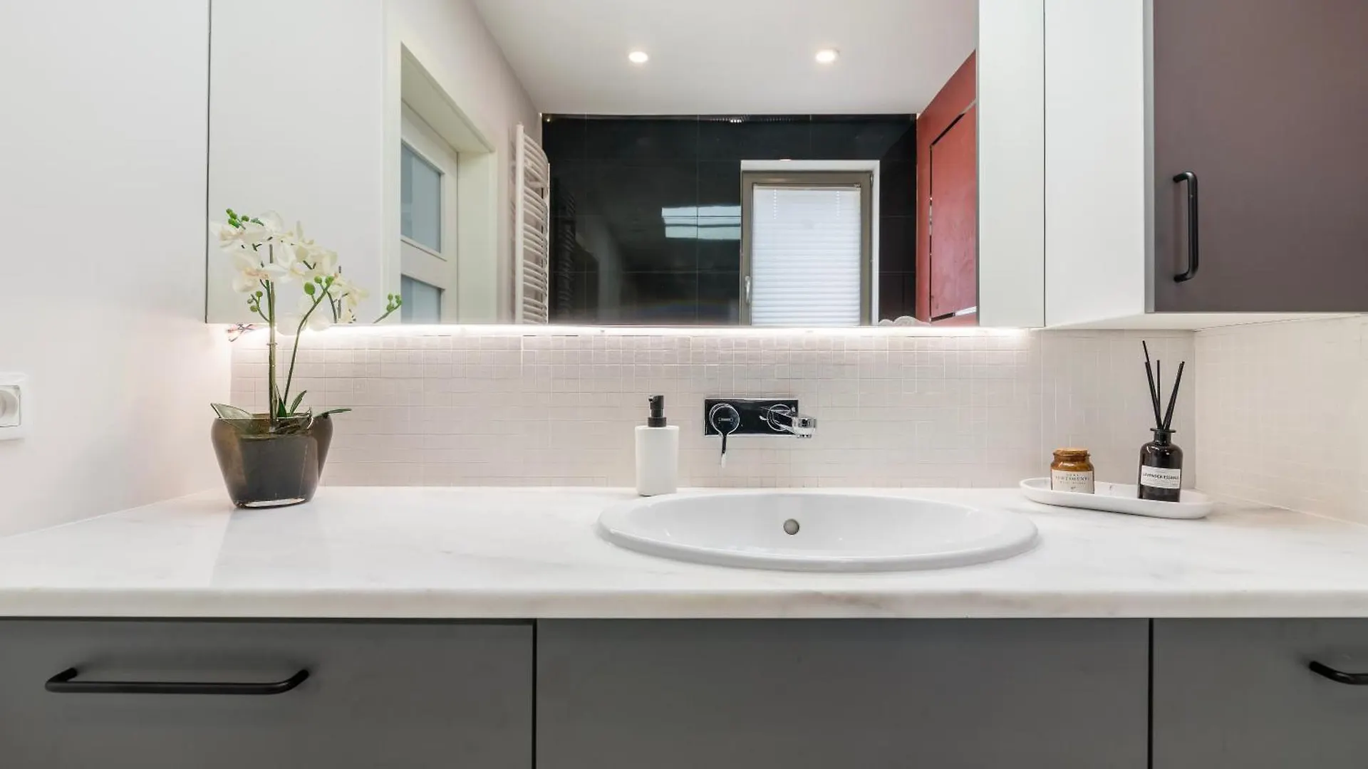 Waterlane Krolowa Kier I 2 Sypialnie I 3 Lazienki I Basen - Comfy Apartments Gdańsk Polska